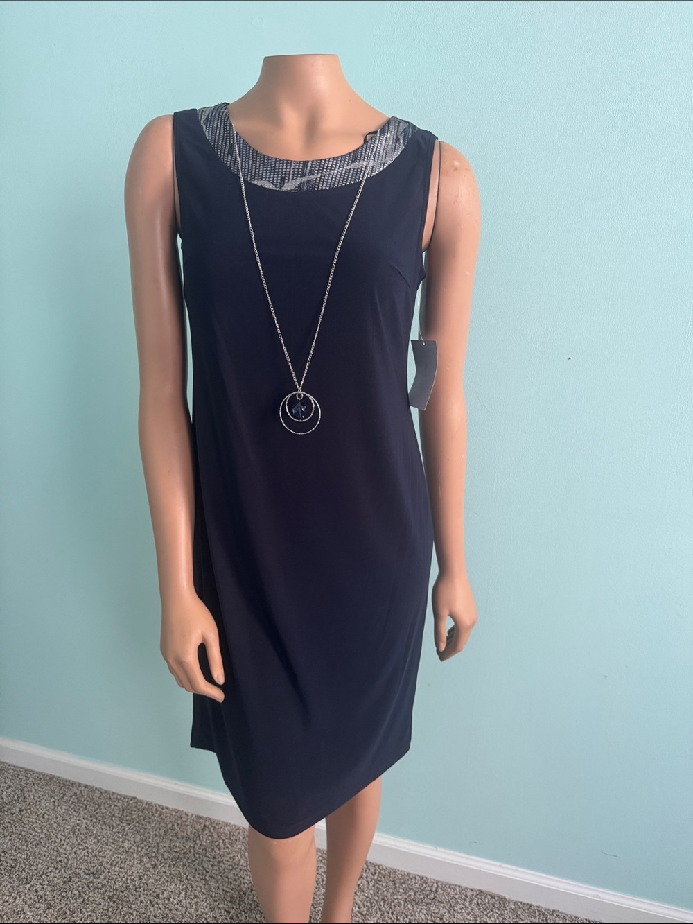 R&M Richard’s Sleeveless Navy Sheath Dress with Necklace size 6P